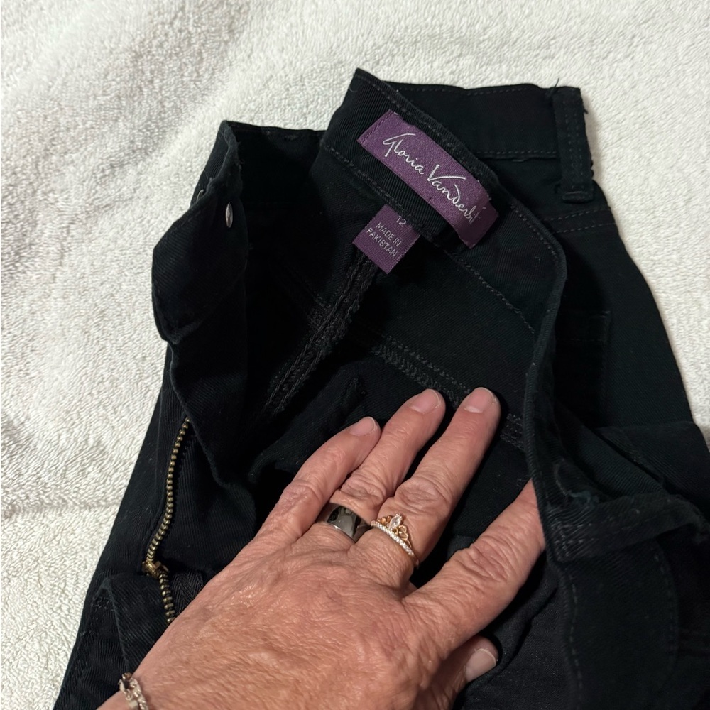 Gloria Vanderbilt Black Jeans Size 12 - Picture 2 of 2